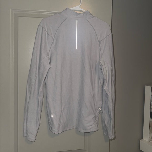 Lululemon Warm 1/4 Zip Gray size M - Picture 3 of 4